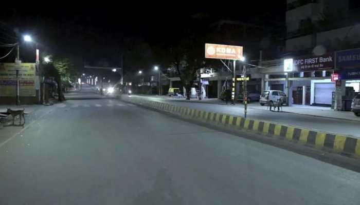 Noida night curfew