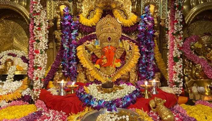 Ganesh Chaturthi 2021: Watch Shree Siddhivinayak Temple darshan LIVE streaming for aarti, seek Bappa&#039;s blessings!  