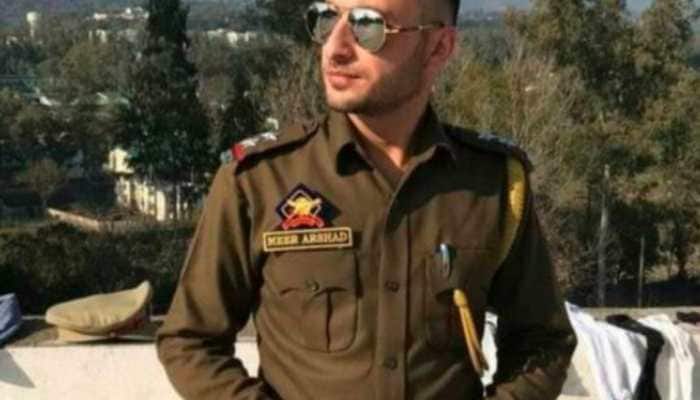 Huge turnout at Kashmir police officer&#039;s funeral is clear message against terrorism