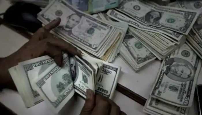 ED busts hawala racket, seizes cash, bullion worth over Rs 4 crore