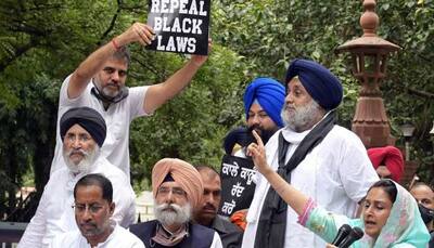 SAD takes out protest march against farm laws in Delhi, top leaders detained briefly