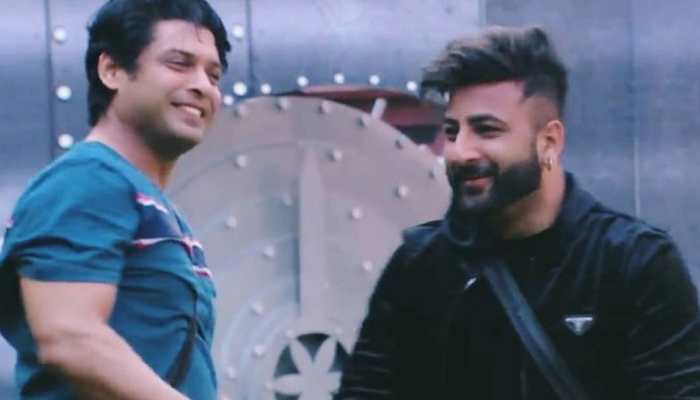 Shehnaaz Gill's brother Shehbaz Badesha gets Sidharth Shukla's face tattoo on his arm, says 'you will always stay alive'!