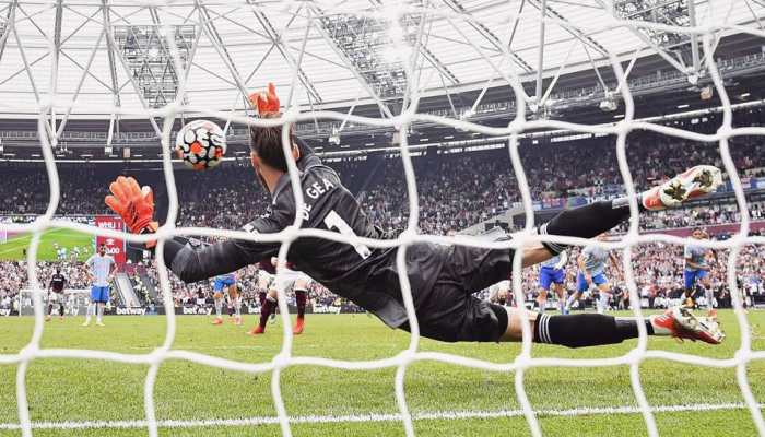 Classy Chelsea crush Tottenham, David de Gea saves Manchester United against West Ham