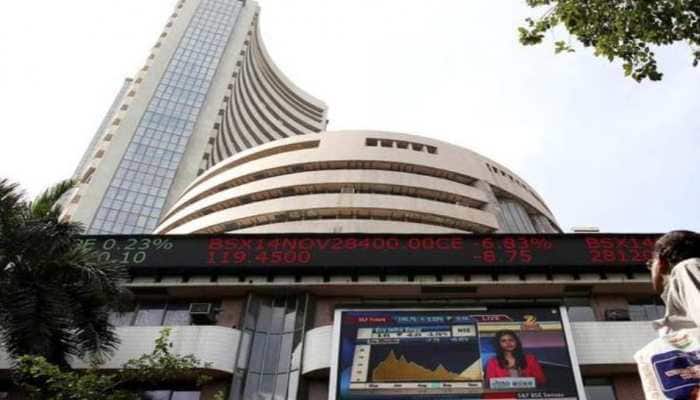 Sensex, Nifty swing amid global cues; fall sharply after rise