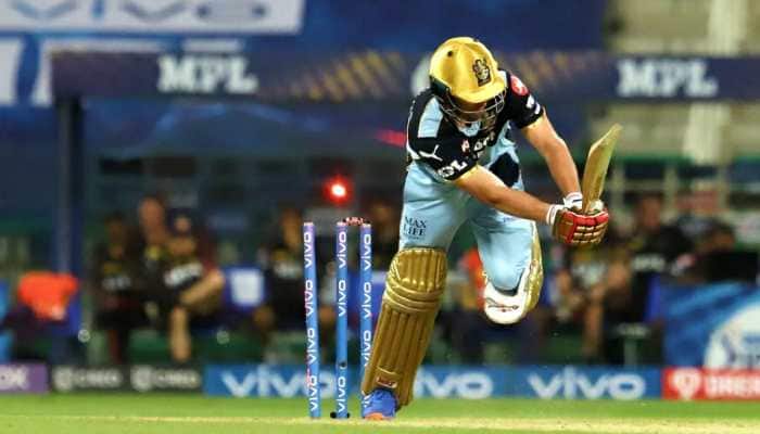 Watch: RCB’s AB de Villiers bowled for golden duck by Andre Russell of KKR in IPL 2021 clash