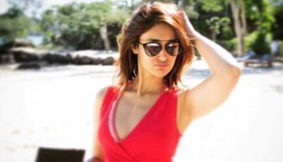 Ileana D'Cruz burns Instagram with her hot bikini photo, writes 'longing for sun days'!