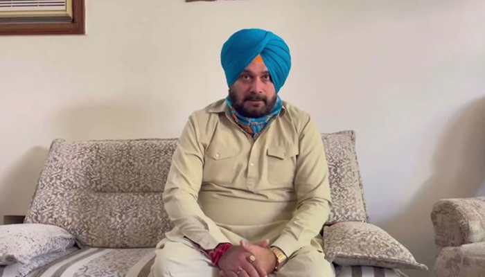 Punjab drama continues, now Navjot Singh Sidhu tweets video, says &#039;will keep fighting for truth&#039; 