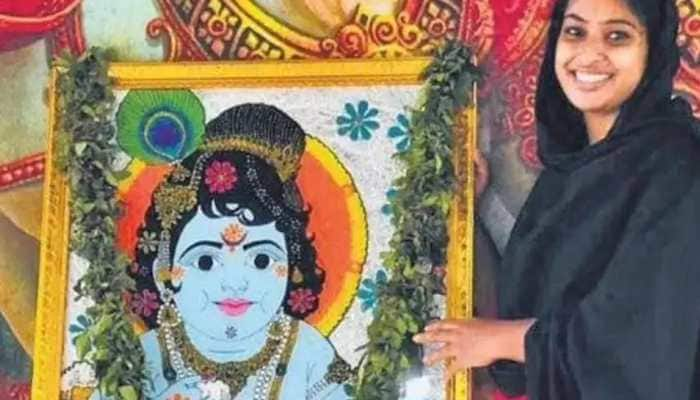 Kerala Muslim woman presents her Krishna painting to temple, says &#039;its dream come true&#039;