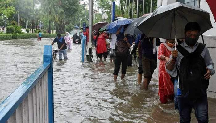 IMD&#039;s weather alert for September 30: Heavy rains in Kolkata, cloudy skies in Delhi - check details here