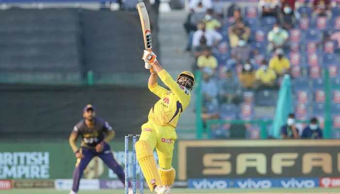 IPL 2021: Sanjay Manjrekar &#039;still not convinced&#039; with Ravindra Jadeja&#039;s batting, calls CSK all-rounder a medium pace bully