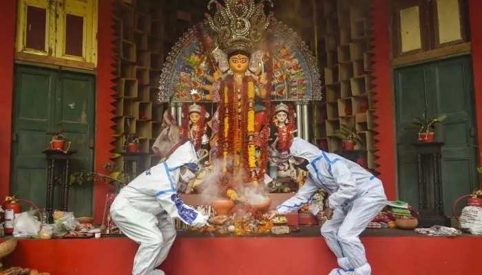 COVID-19 scare: No visitors allowed into Durga Puja pandals, says Calcutta High Court 