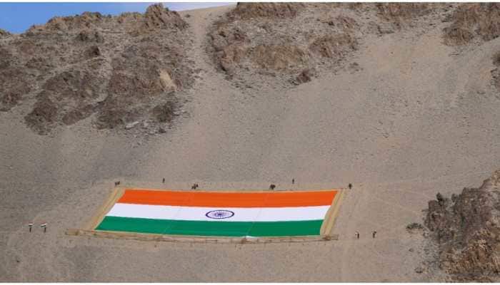 World&#039;s &#039;largest&#039; Tricolour unveiled in Leh, khadi flag weighs over 1000 kg 