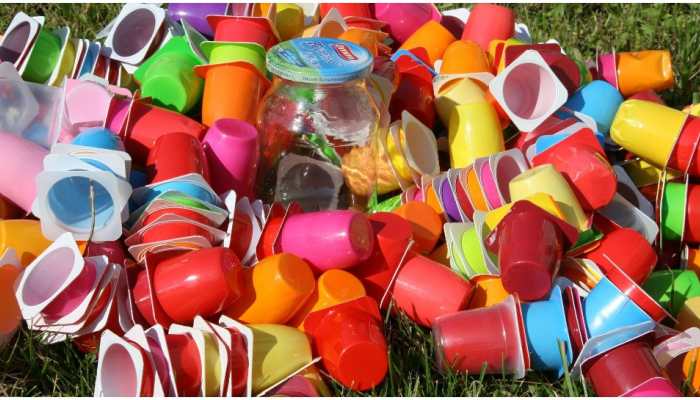 This is why you should replace plastic utensils with steel, glass and copper