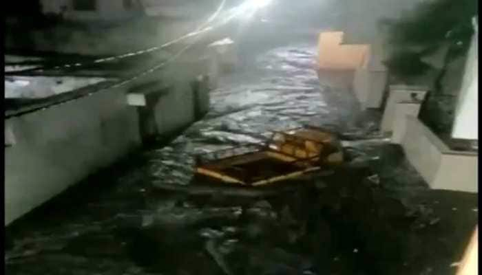 Post IMD&#039;s warning, Hyderabad flooded - videos of water-logged restaurant, truck being swept away emerge