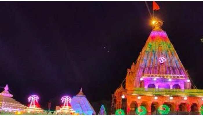 Woman shoots video on Bollywood song in Mahakal temple, apologises after objections