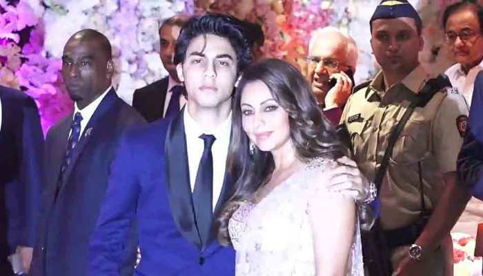 Aryan Khan drug case: Gauri Khan spotted leaving Mannat in her car, watch viral video