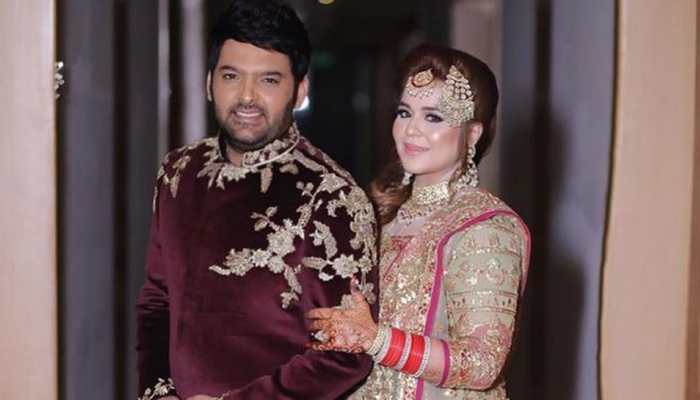 Kapil Sharma's wife Ginni Chatrath's first pap-video goes viral, says 'jane do bache akele hai ghar pe' - Watch