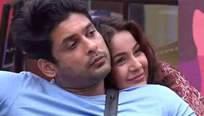 Sidharth Shukla, Shehnaaz Gill&#039;s music video Adhura gets the old name back