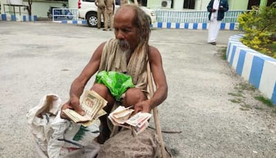 Visually challenged elderly finds he has Rs 65,000 in demonetised currency, approaches Collector