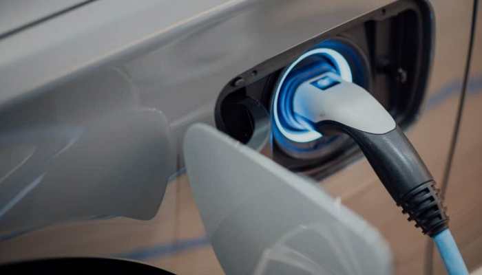 Fuel prices reach all time high: Top electric cars to buy in India under Rs 25 Lakh - Tata, MG and more