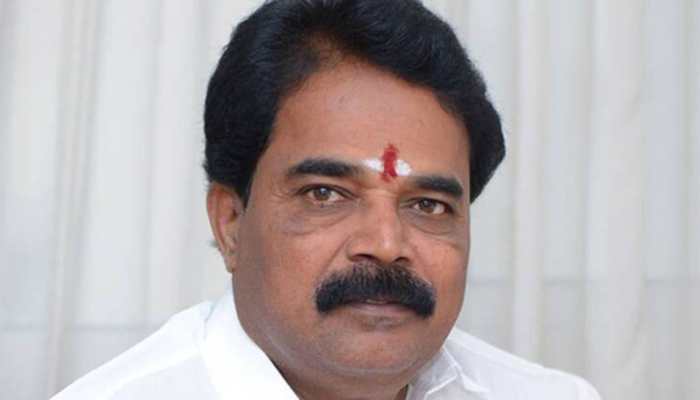 Anti-corruption sleuths find 21.2kg gold, 282kg silver, 10 luxury cars at AIADMK leader R Elangovan's residence