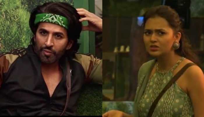 Bigg Boss 15: Tejasswi Prakash is sick of Vishal Kotian&#039;s &#039;dirty humour&#039; and hugs