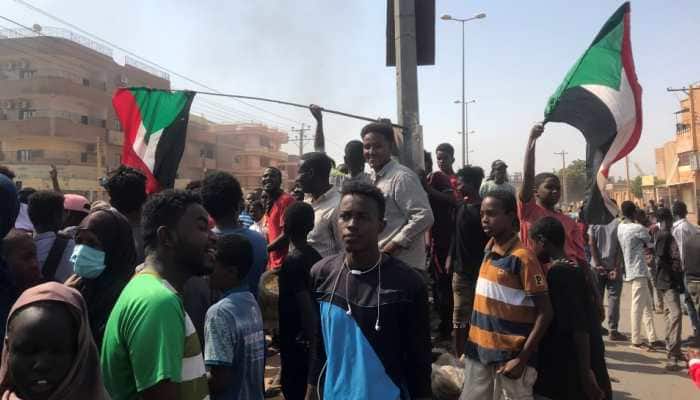 Sudan military seizes power, dissolves transitional government; UN calls for immediate release of officials