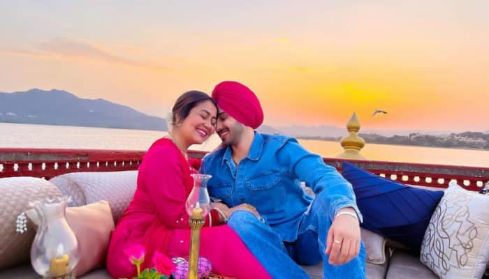 Neha Kakkar and Rohanpreet Singh&#039;s photos from first wedding anniversary are surreal - Check them out