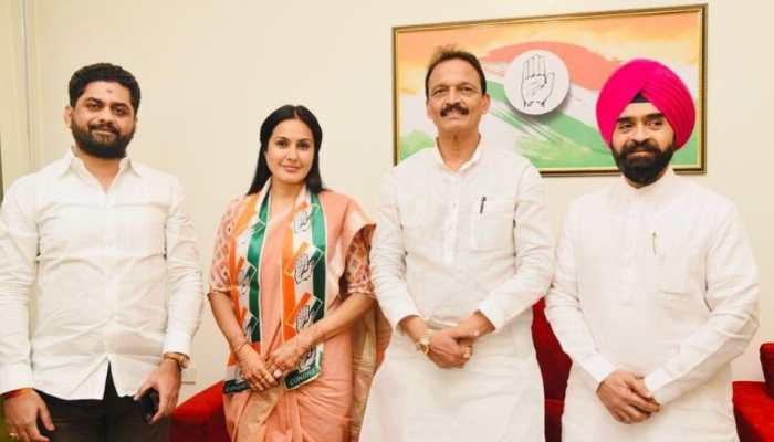 TV actress Kamya Panjabi joins Congress in Mumbai