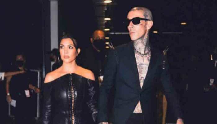 Travis Barker gets new tattoo of fiance Kourtney Kardashian&#039;s lips