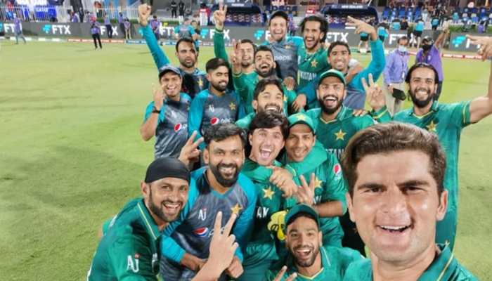 Sania Mirza celebrates Mohammad Hafeez's wife birthday and brings cake, pictures HERE