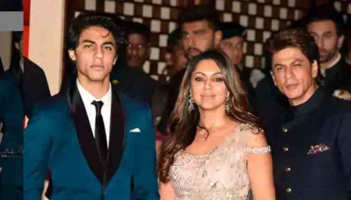 Shah Rukh Khan-Gauri Khan's Mannat gets decorated with light ahead of Aryan Khan's release