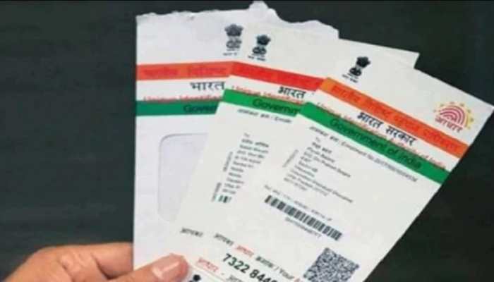 Facing Aadhaar Card issues? Fix it by calling THIS number 