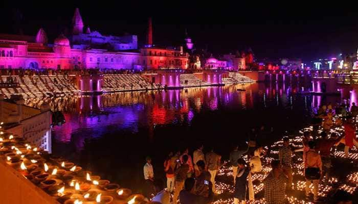 'Deepotsav' begins in Ayodhya, nine lakhs earthen diyas lit on the eve ...