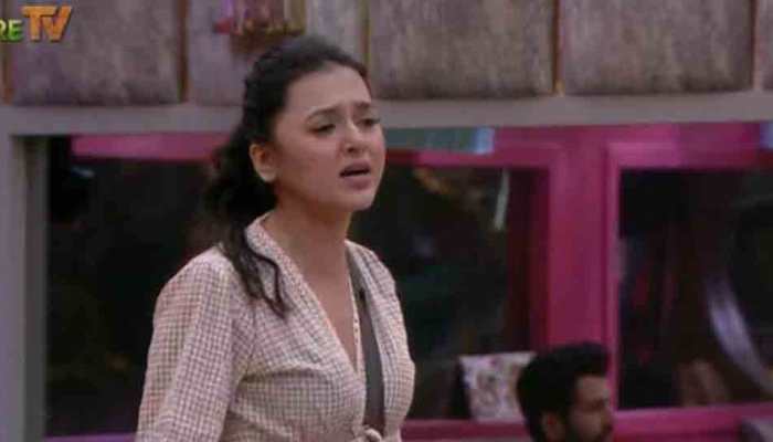 Bigg Boss 15 Day 33 written updates: Shamita Shetty votes out Tejasswi Prakash from captaincy task