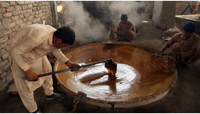 Sugar price shoots up in Pakistan, costs more than petrol