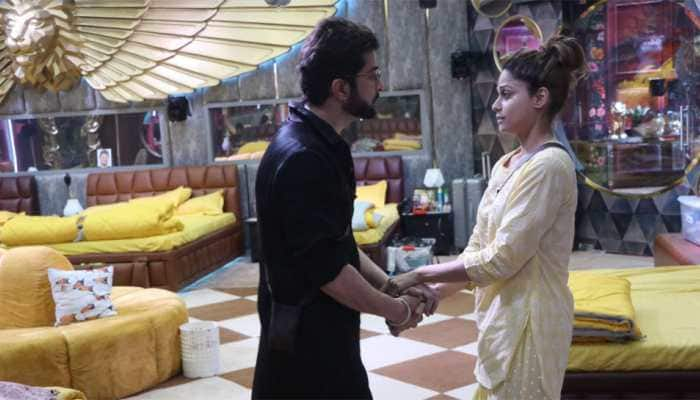 Wild card Raqesh Bapat reunites with Shamita Shetty as he enters Bigg Boss 15 with Neha Bhasin!