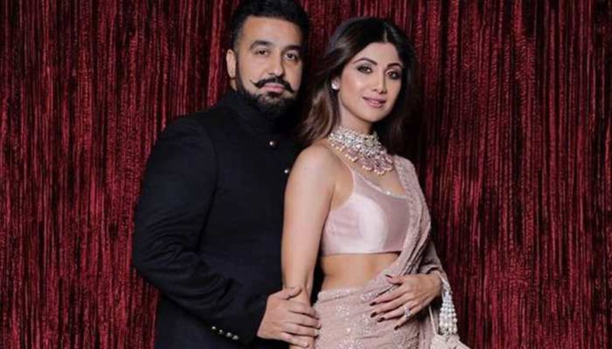 Jacqueline Fernandez Xxx Videoes - Shilpa Shetty and hubby Raj Kundra make FIRST public appearance after porn  film controversy! | People News | Zee News