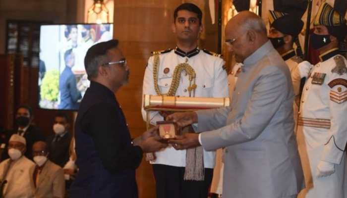 SP Balasubrahmanyam honoured with Padma Vibhushan posthumously, his son receives award! 