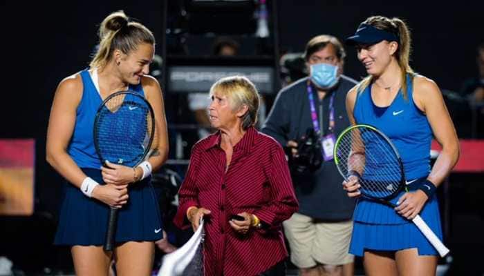 WTA Finals Top seeds Aryna Sabalenka and Iga Swiatek thrashed by Paula Badosa and Maria Sakkari Tennis News Zee News