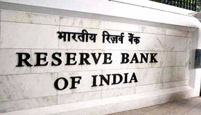 Co-op societies can't use 'bank' in their names: RBI