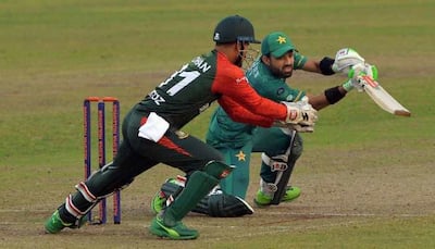 Pakistan survive Mahmudullah last-over heroics to complete 3-0 T20 whitewash against Bangladesh