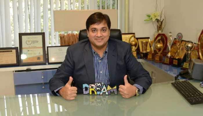 Dr Viral Desai – Mumbai's Best Celebrity Cosmetic Surgeon