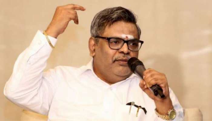 Chiranjeevi, Mahesh Babu, Allu Arjun paid tributes to legendary Telugu lyricist Sirivennela Seetharama Sastry