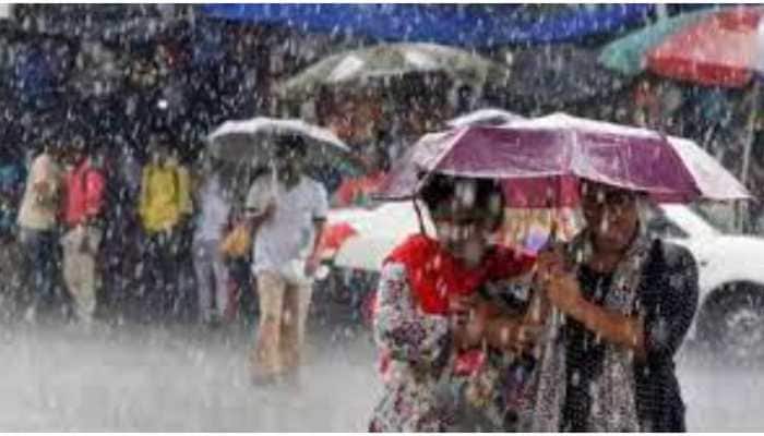 IMD issues Red alert for 4 districts of Odisha, predicts heavy rainfall