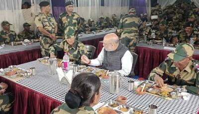 Amit Shah dines with BSF jawans at Sainik Sammelan in Rajasthan