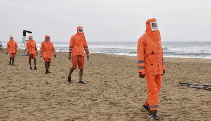 Cyclone Jawad to hit Odisha in afternoon; Puri witnesses &#039;moderate&#039; rainfall, NDRF teams on alert