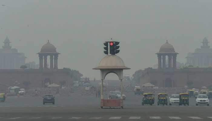 Delhi&#039;s air quality still in &#039;very poor&#039; category, AQI stands at 311