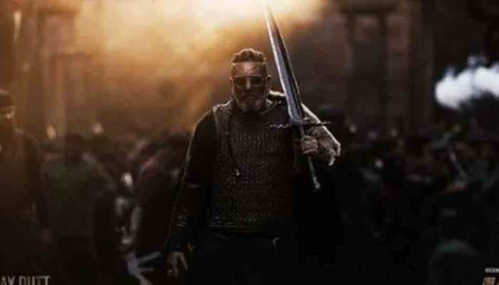 Adheera is back: Sanjay Dutt finishes dubbing for 'KGF2', shares photo