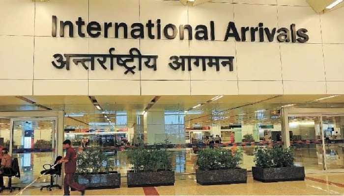 RT-PCR rates slashed at Chennai Airport by upto Rs 500, flyers struggling with high prices at Mumbai Airport